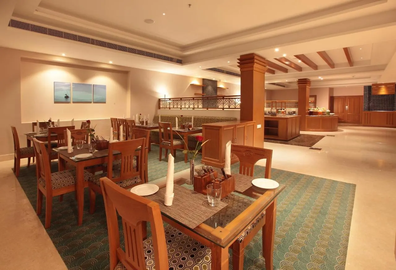 Monsoon Empress Kochi Hotel